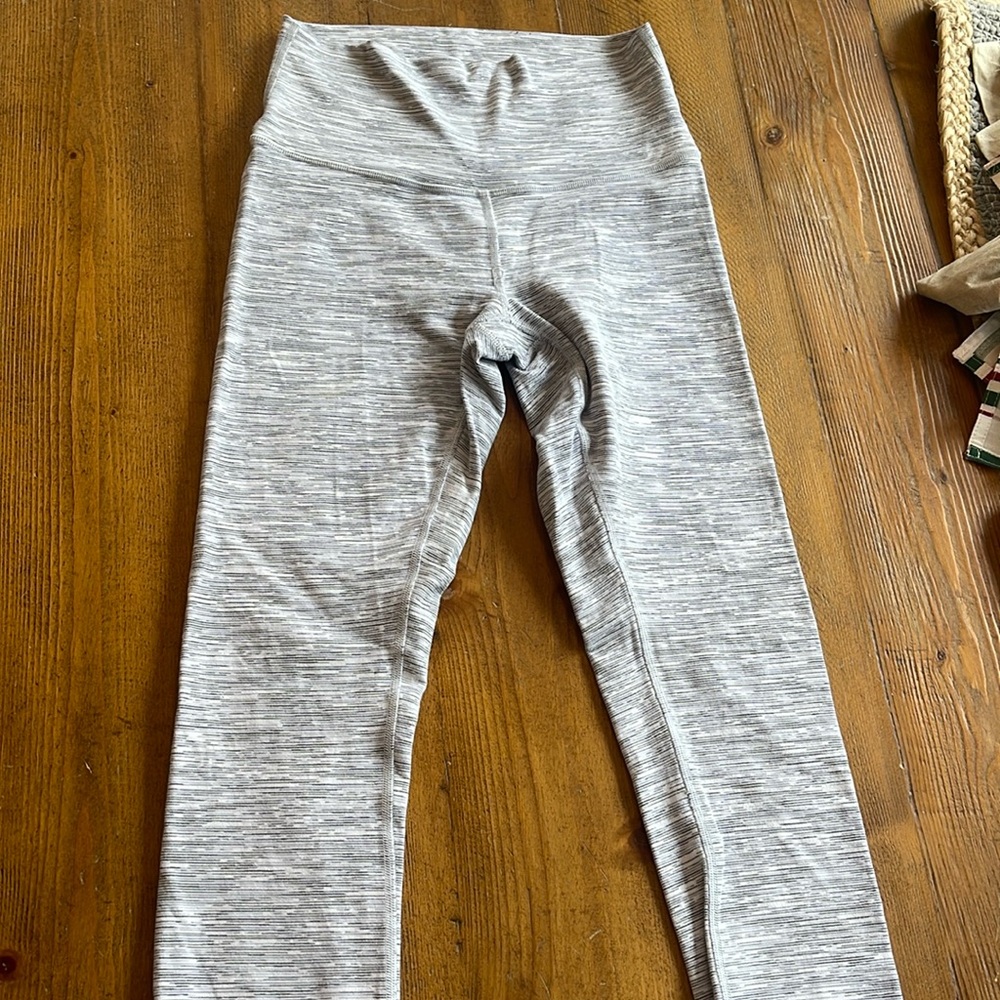 Lululemon wonder under leggings
